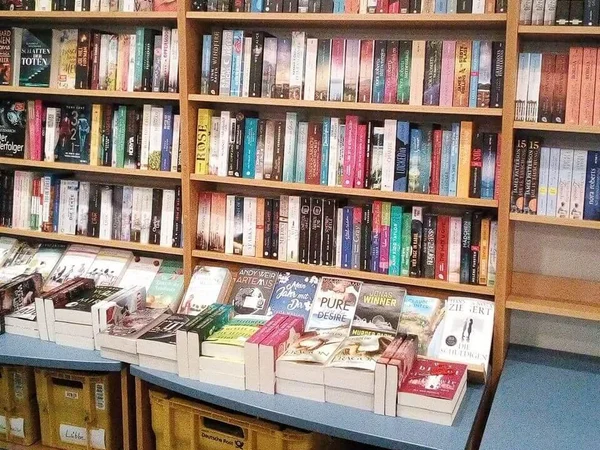 Bild 2: Libellus Papeterie und Buchhandlung am Kirchplatz